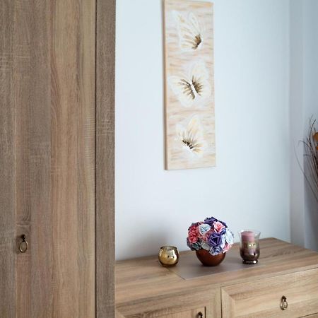 Butterfly Apartment Σίμπιου Εξωτερικό φωτογραφία
