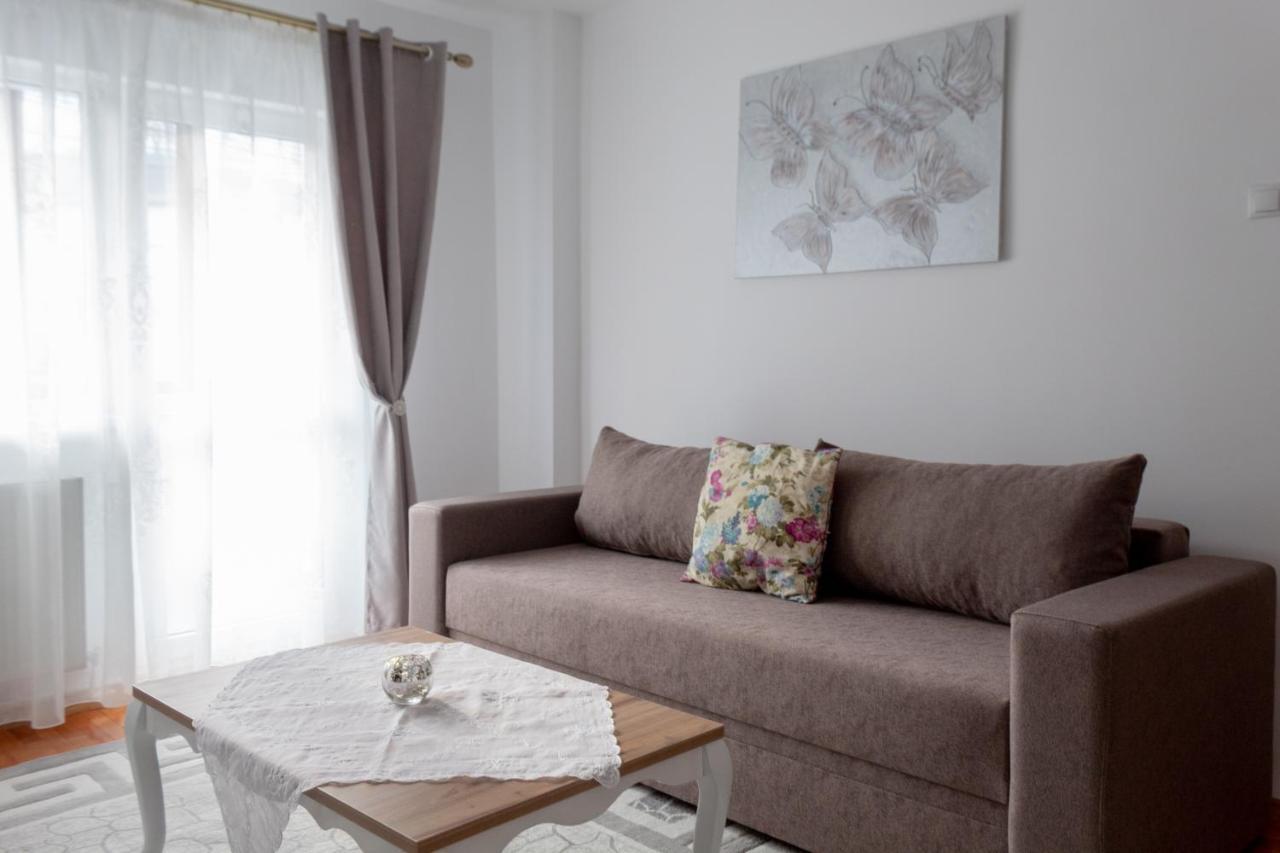 Butterfly Apartment Σίμπιου Εξωτερικό φωτογραφία